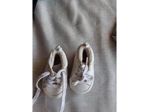 Cute White Baby Sneakers for Infant 0-3 months